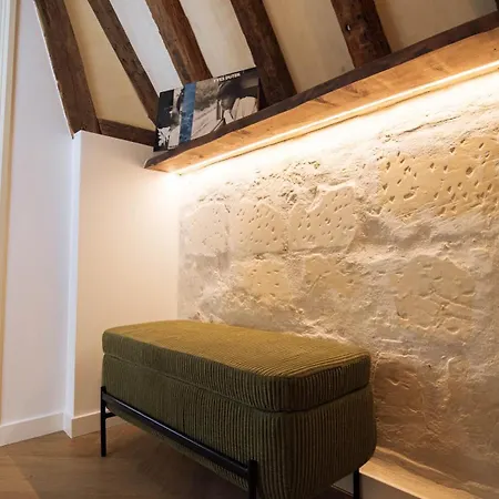 Apartment Le Refuge D Ito Leveil Des Sens Sous Les Toits De Tours